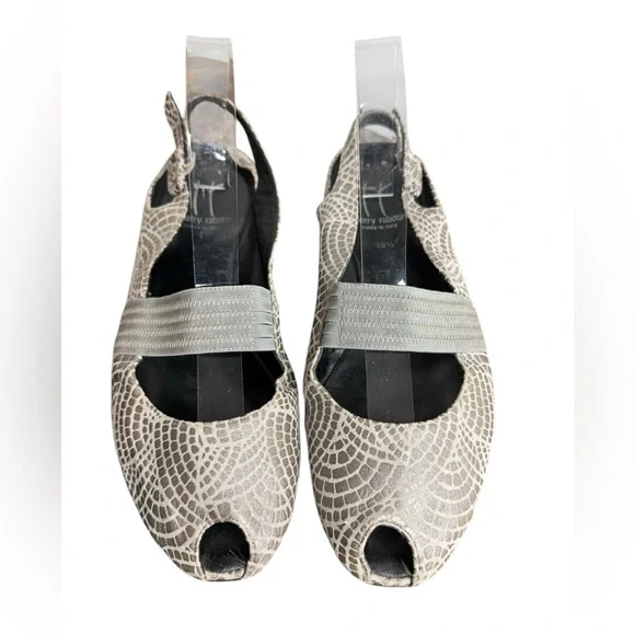 Thierry Rabotin Silver Patterned Peep Toe Flats - Picture 3 of 11